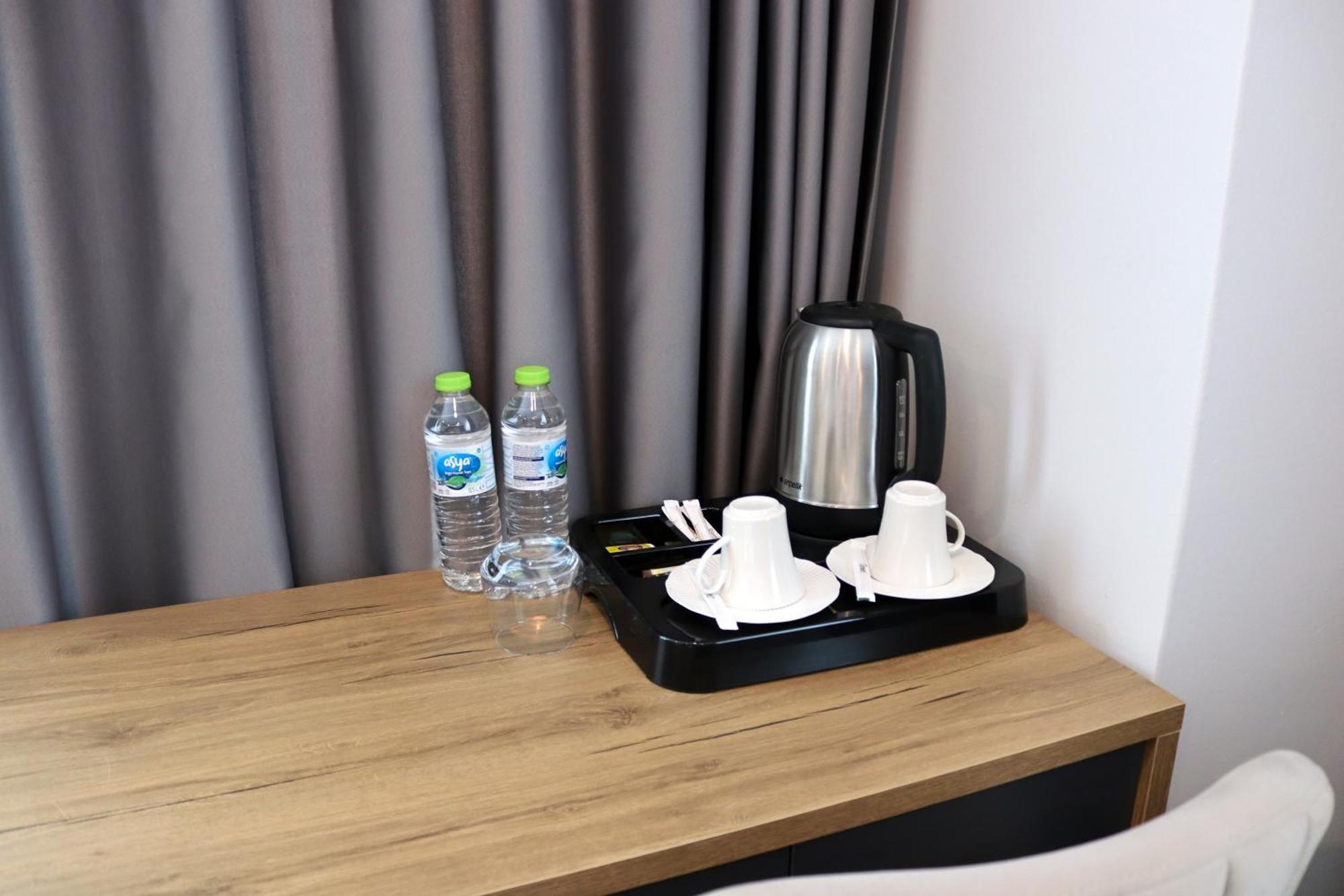 Home Plus Hotel Istanbul Exteriör bild
