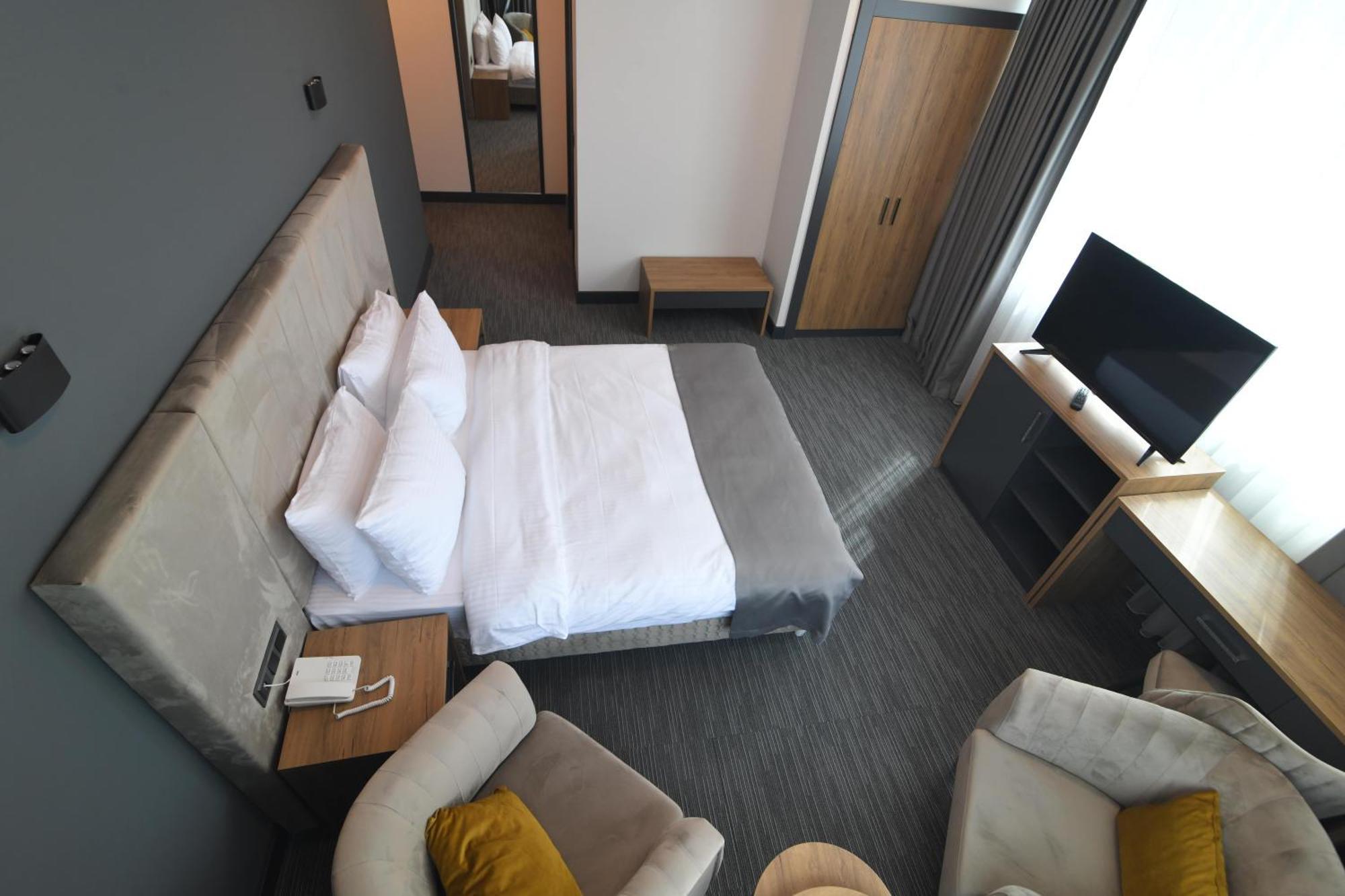 Home Plus Hotel Istanbul Exteriör bild