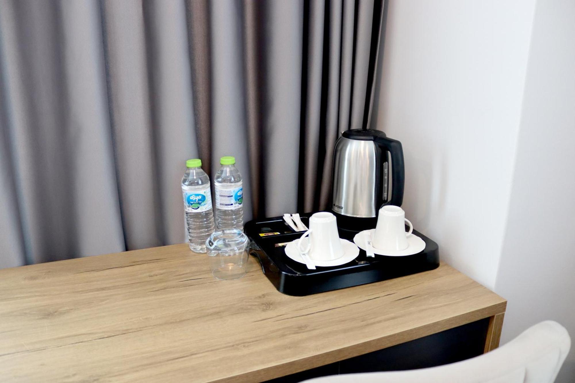 Home Plus Hotel Istanbul Exteriör bild