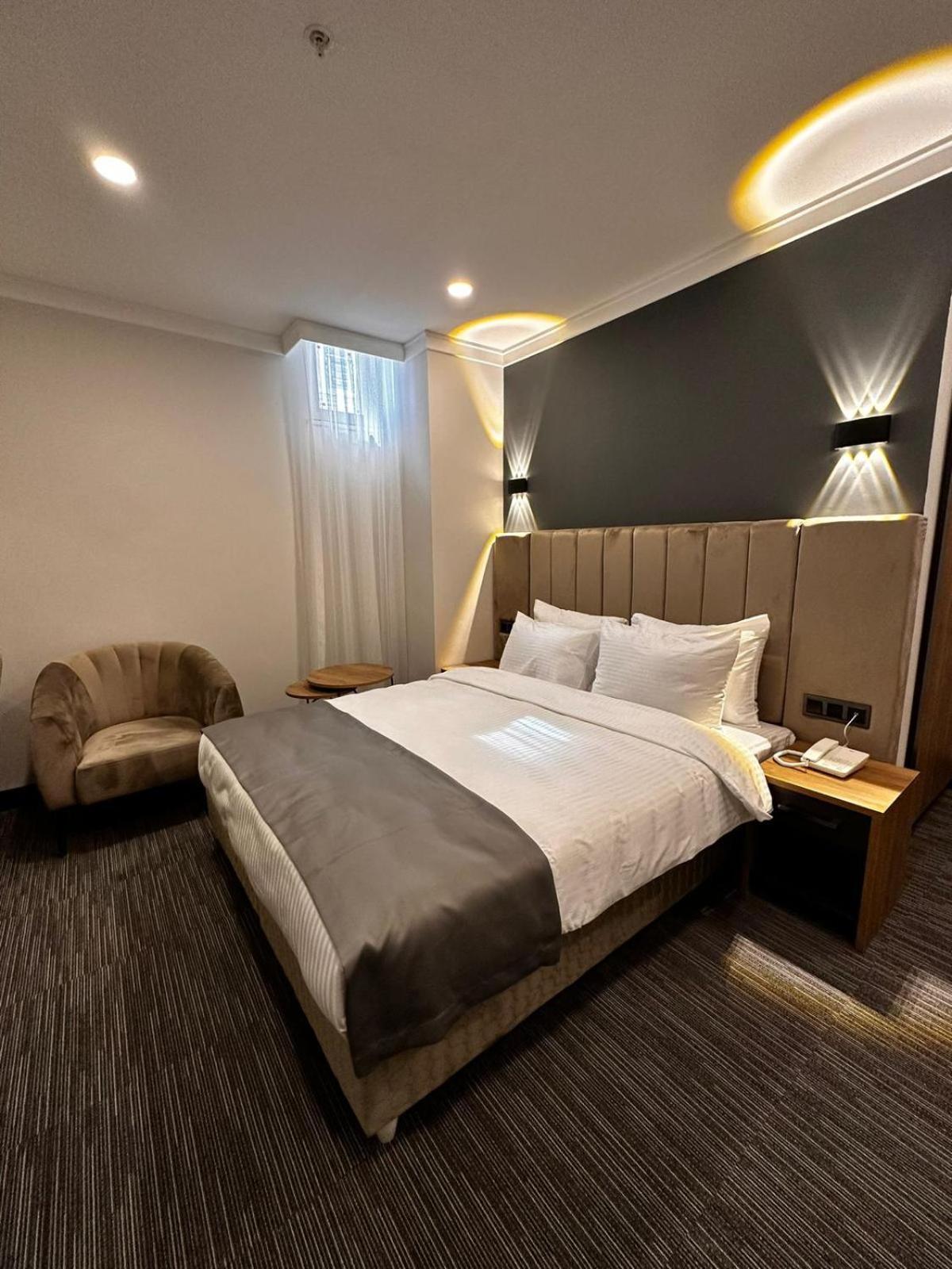 Home Plus Hotel Istanbul Exteriör bild